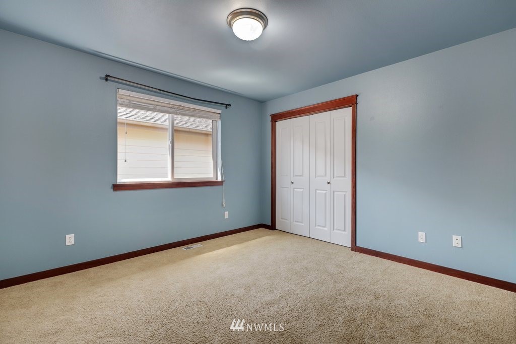 18501 42nd Avenue Southeast Bothell, WA 98012 - Photo 35 of 40 Gallery Image 35