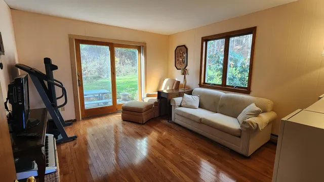 $369,000 | 282 Penniman Road, Plainfield, NH 03781