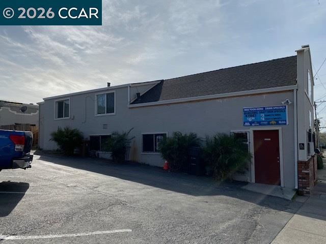 809 West 2nd Street Antioch, CA 94509 - Photo 1 of 23 a front view of a house