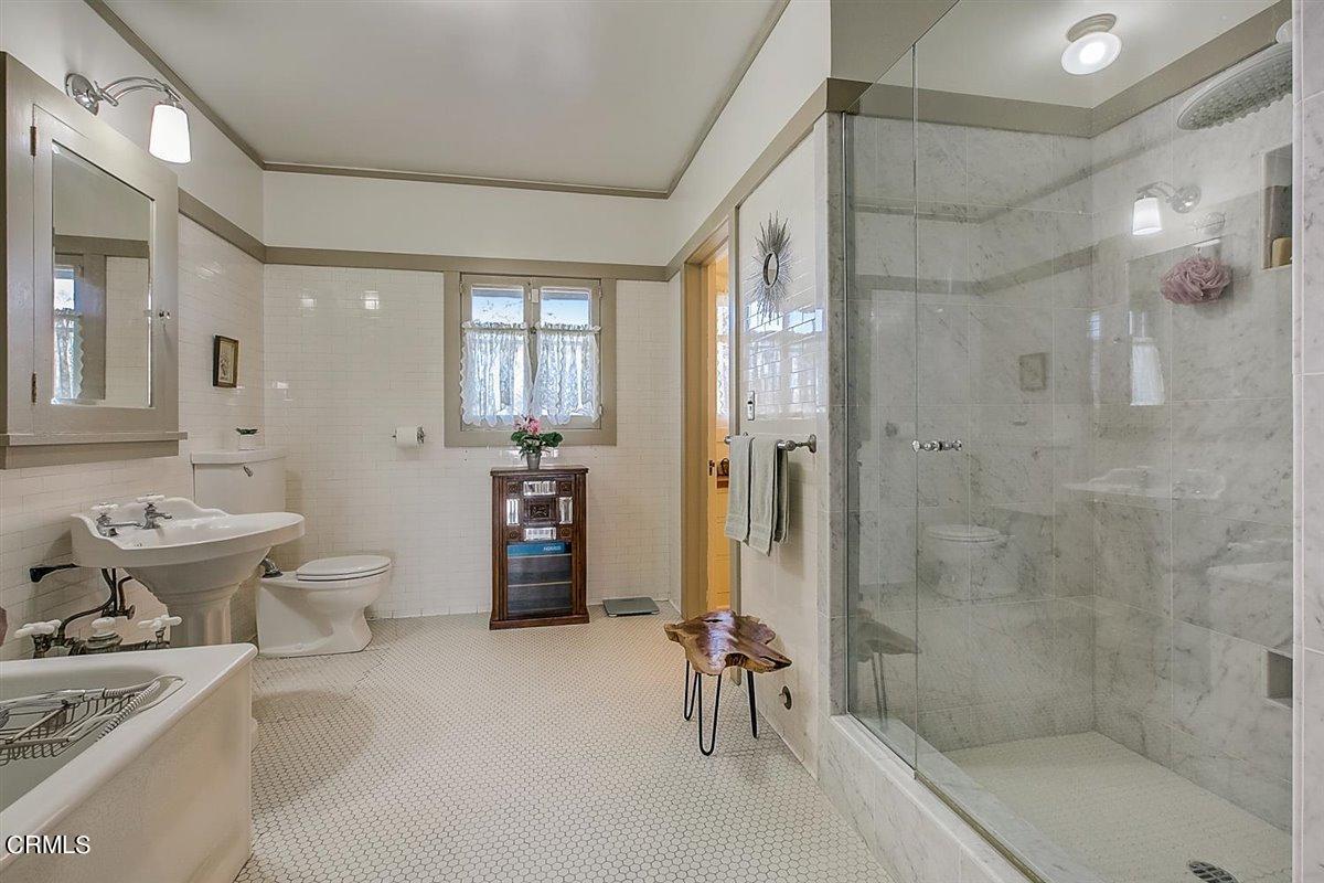 155 South G Street Oxnard, CA 93030 - Photo 59 of 73 075-S G St-059