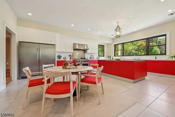 $5,488,888 | 882 South Orange Avenue, Short Hills, NJ 07078