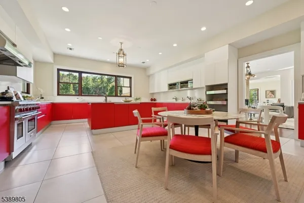 $5,488,888 | 882 South Orange Avenue, Short Hills, NJ 07078