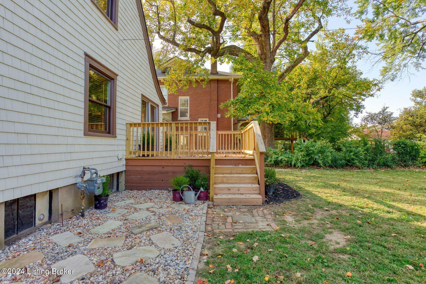 3031 Lexington Road Louisville, KY 40206 - Photo 33 of 46 photo_online_033