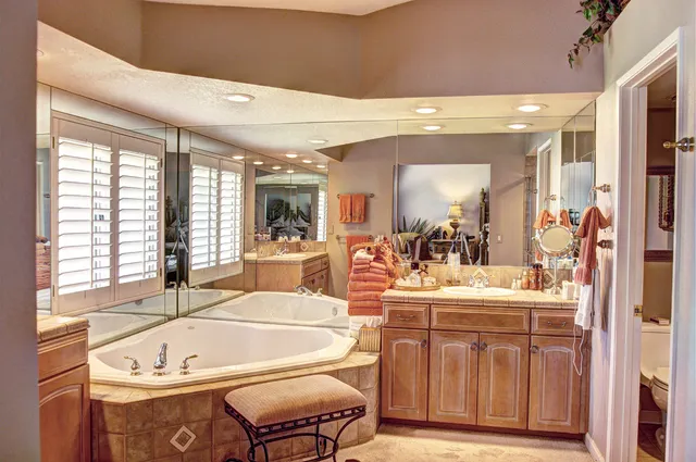 $589,000 | 378 Desert Falls Drive East, Palm Desert, CA 92211