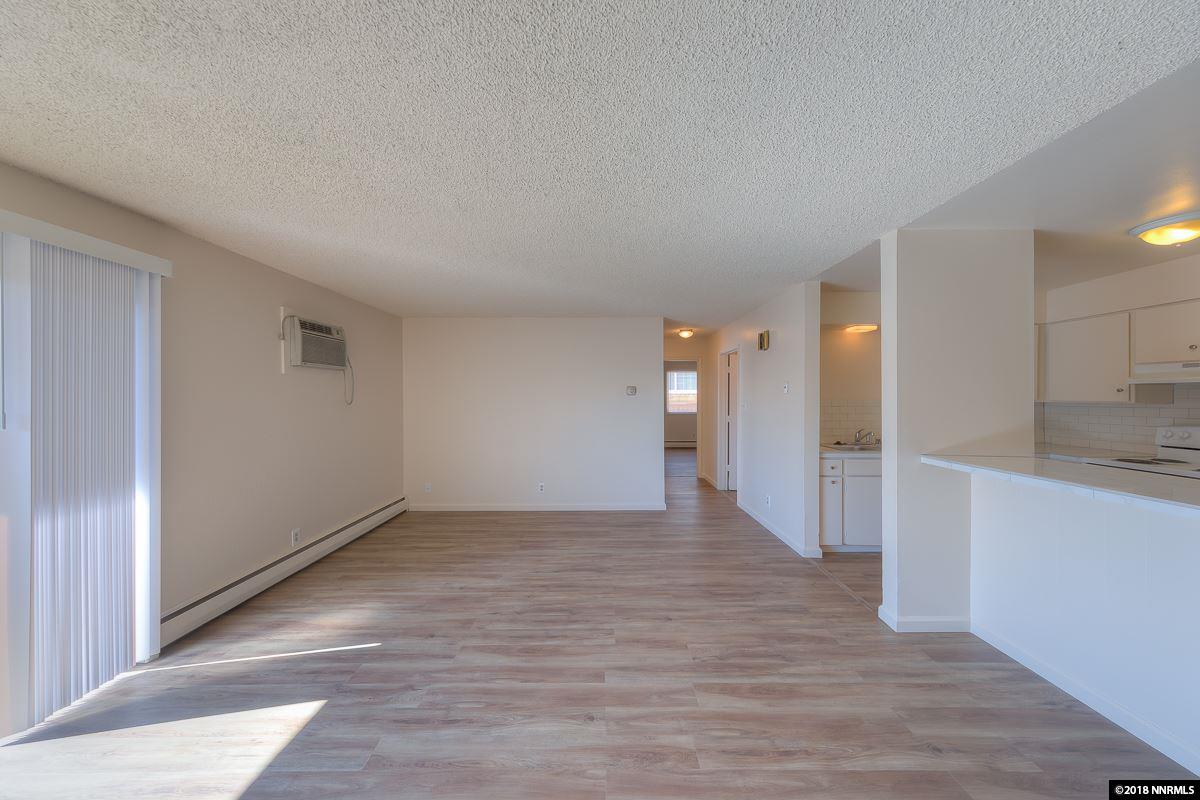 1355 Carlin Street Reno, NV 89503 - Photo 11 of 22