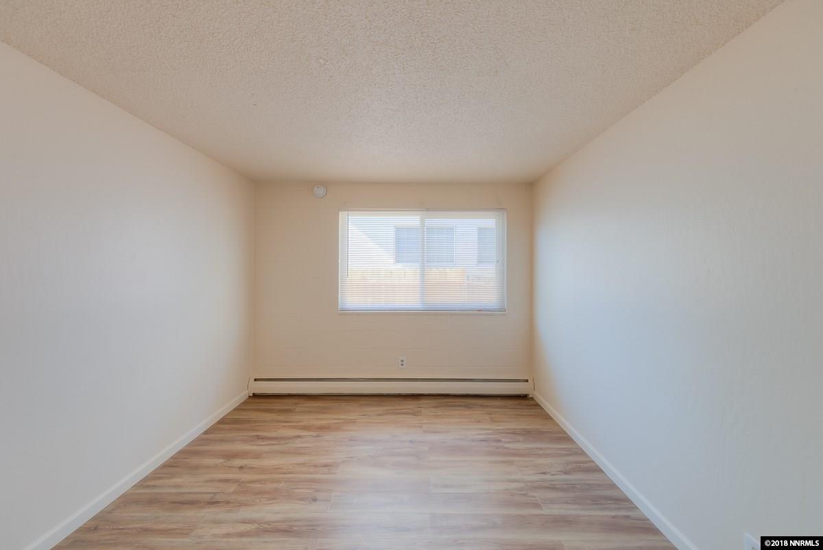 1355 Carlin Street Reno, NV 89503 - Photo 15 of 22