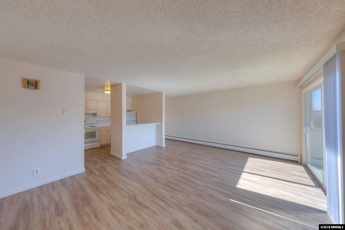 1355 Carlin Street Reno, NV 89503 - Photo 7 of 22