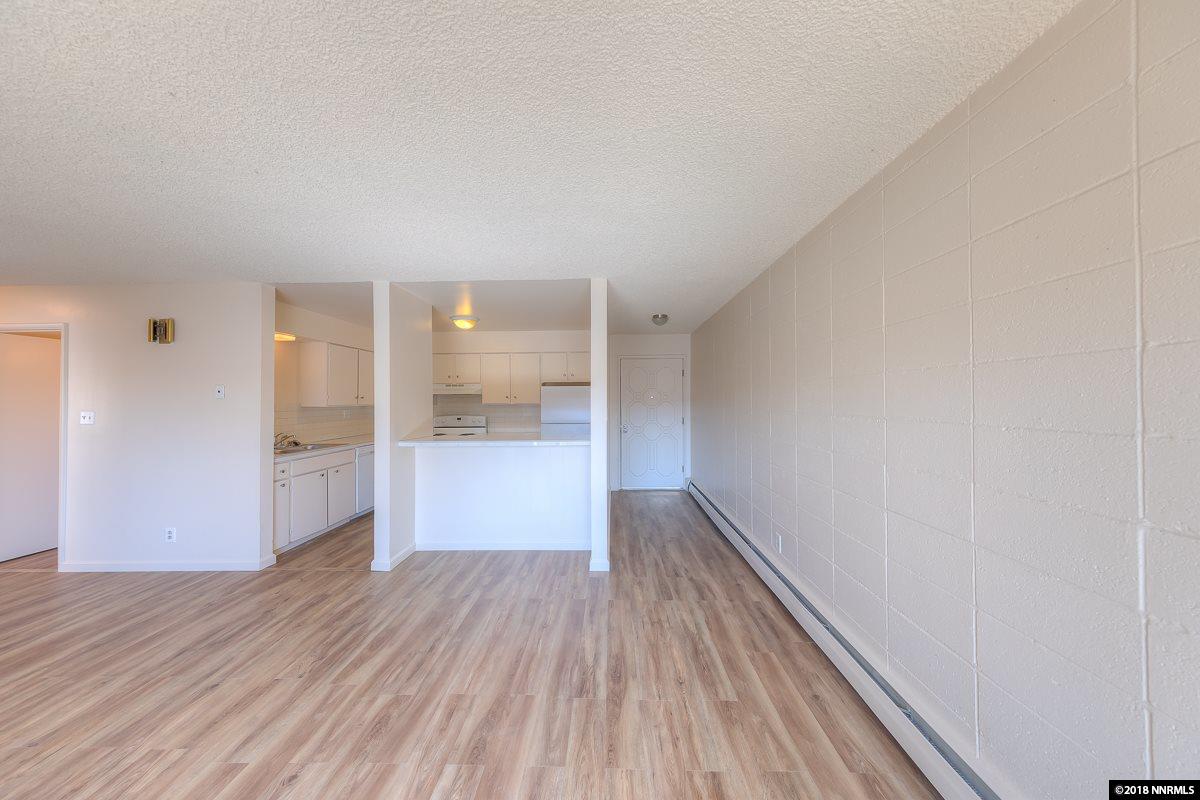 1355 Carlin Street Reno, NV 89503 - Photo 10 of 22