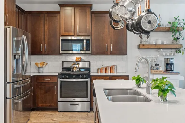 $415,000 | 1306 Falconer Way, Austin, TX 78748