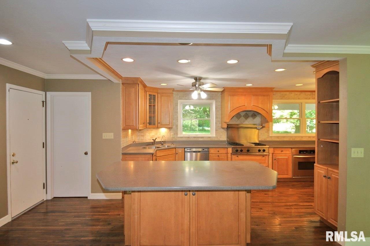 11107 North Trigger Road Dunlap, IL 61525 - Photo 13 of 48 Gallery Image 13