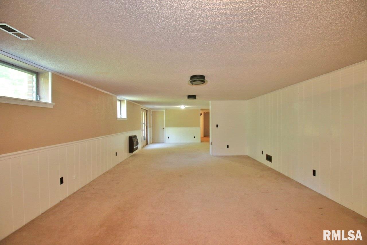 11107 North Trigger Road Dunlap, IL 61525 - Photo 30 of 48 Gallery Image 30