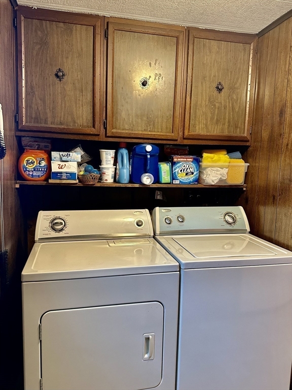 45 Clems Way Acushnet, MA 02743 - Photo 10 of 18 a utility room with dryer and washer