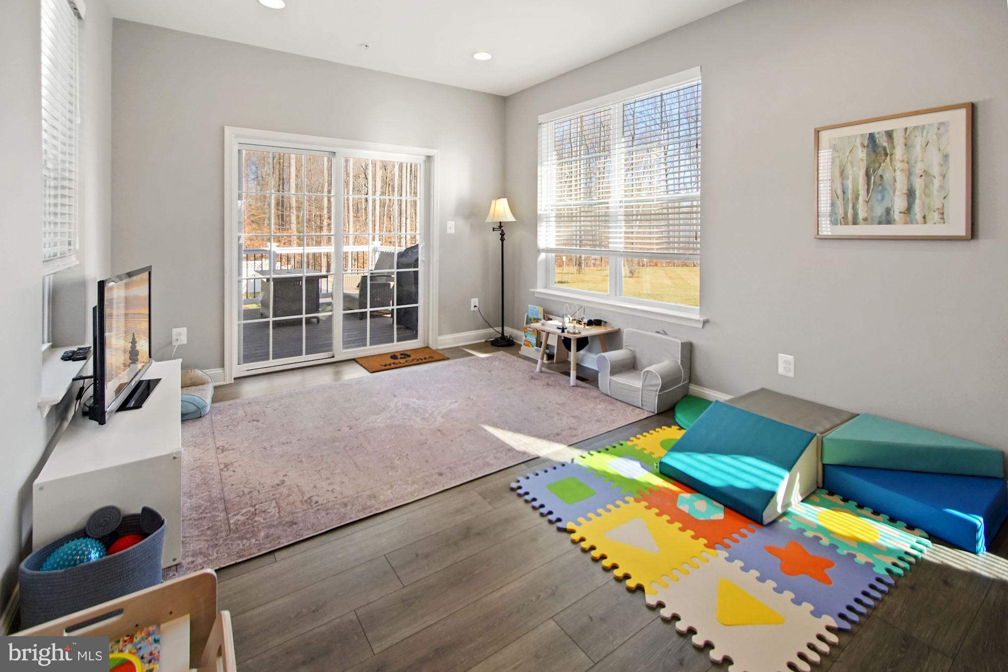 11008 North Riding Road Upper Marlboro, MD 20772 - Photo 11 of 35