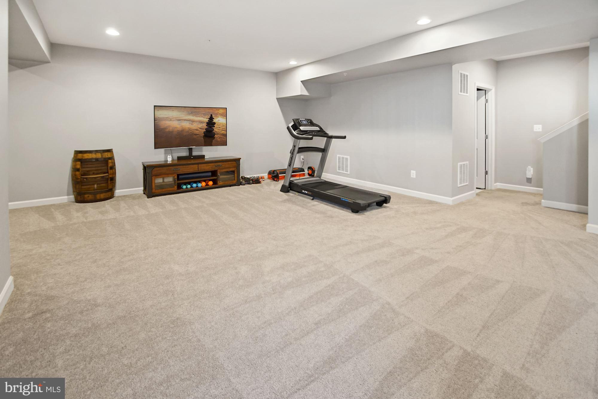 11008 North Riding Road Upper Marlboro, MD 20772 - Photo 24 of 35