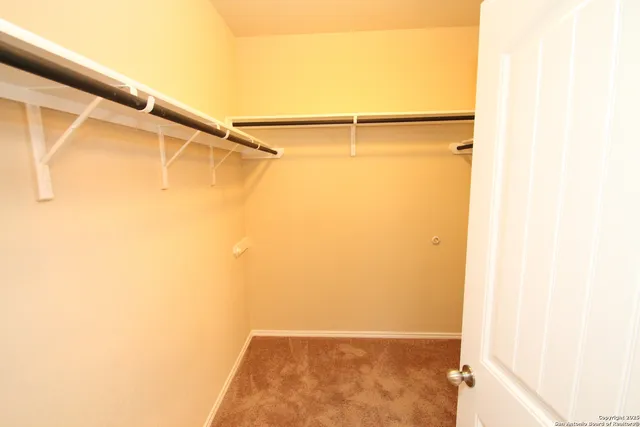 $2,000 | 631 Sage Thrasher, San Antonio, TX 78253