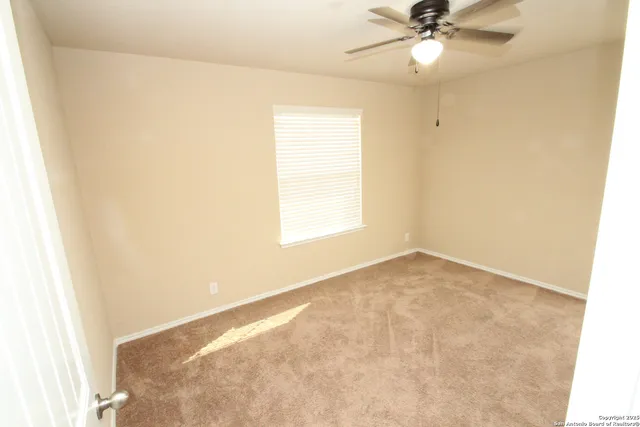 $2,000 | 631 Sage Thrasher, San Antonio, TX 78253