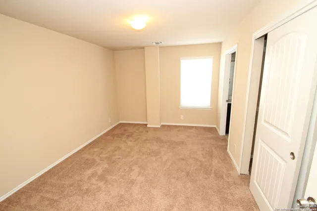 $2,000 | 631 Sage Thrasher, San Antonio, TX 78253