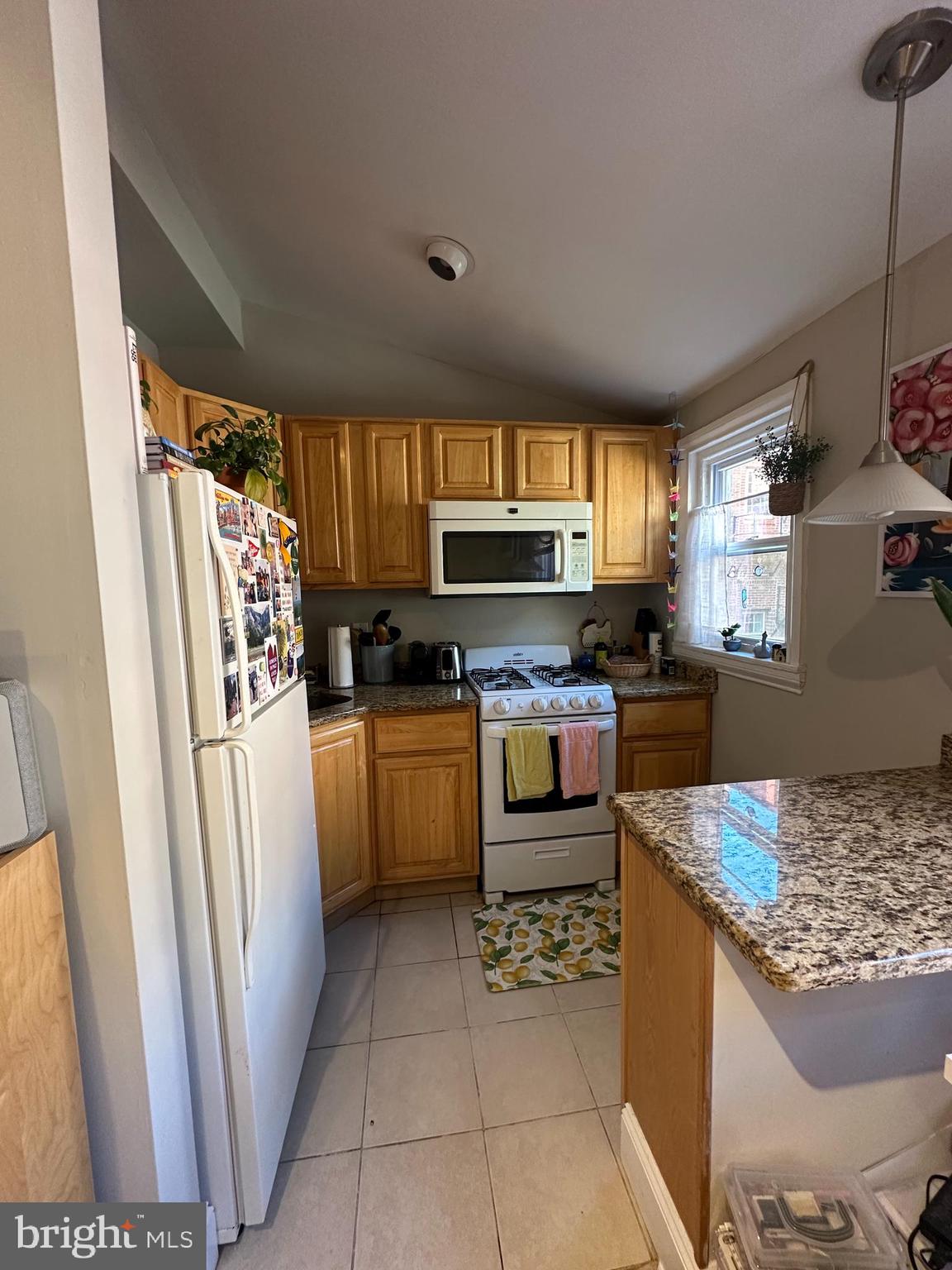 910 Clinton Street, Unit 3R Philadelphia, PA 19107 - Photo 4 of 6