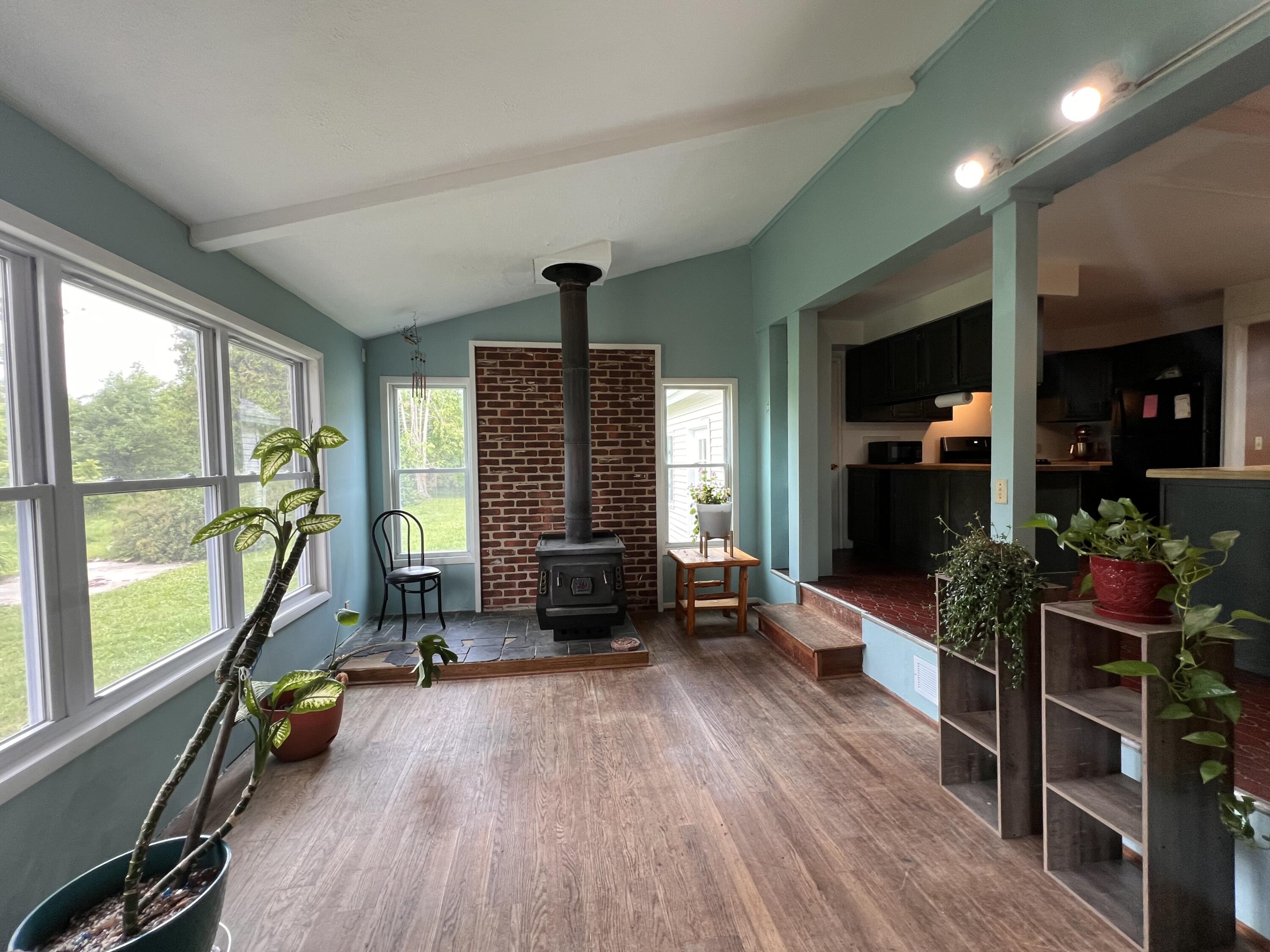 352 Young Street Cheboygan, MI 49721 - Photo 11 of 24 Sunroom