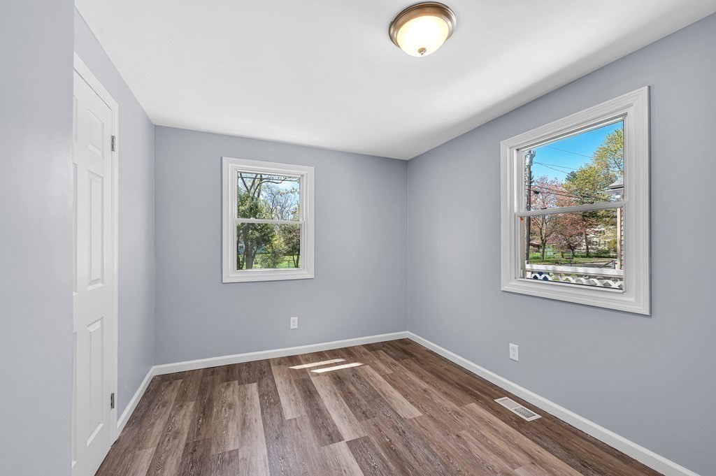 120 Hamilton Street Springfield, MA 01119 - Photo 22 of 36