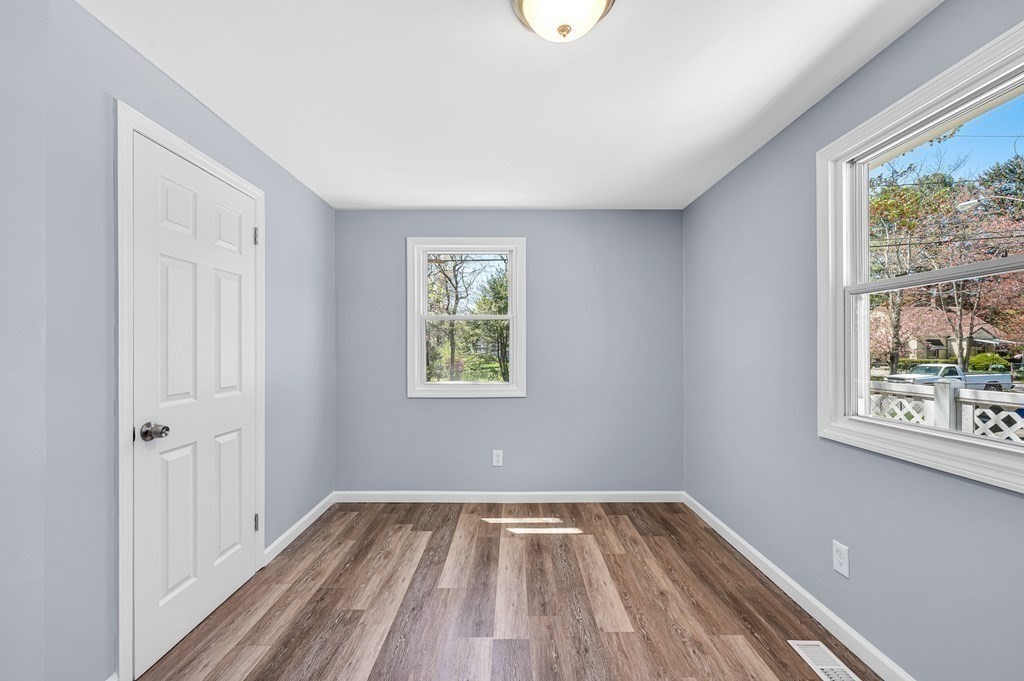 120 Hamilton Street Springfield, MA 01119 - Photo 23 of 36