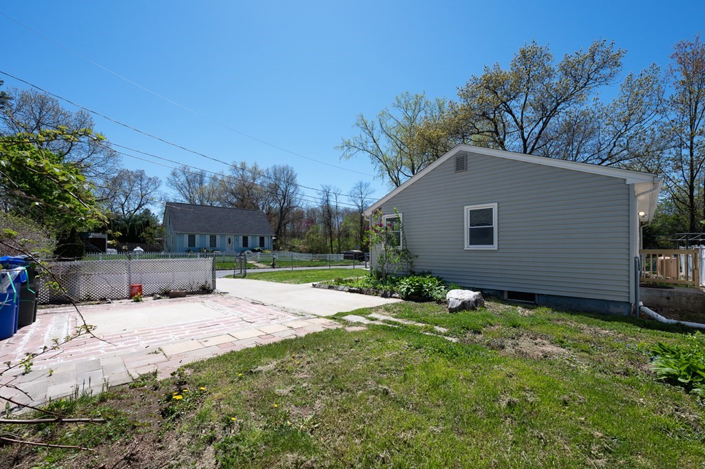 120 Hamilton Street Springfield, MA 01119 - Photo 34 of 36