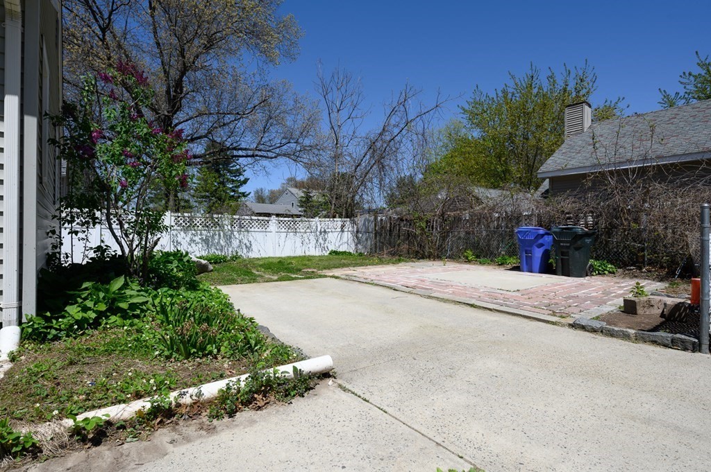 120 Hamilton Street Springfield, MA 01119 - Photo 35 of 36