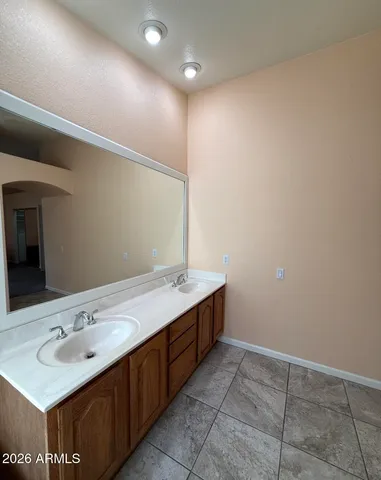 $3,200 | 14808 South 25th Way, Phoenix, AZ 85048