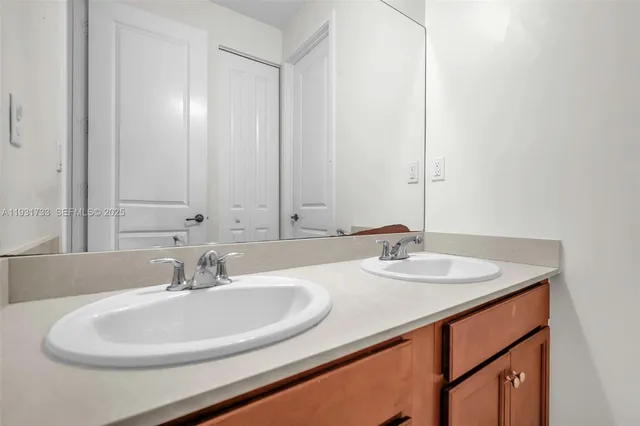 $5,500 | 9712 West 34th Lane, Hialeah, FL 33018