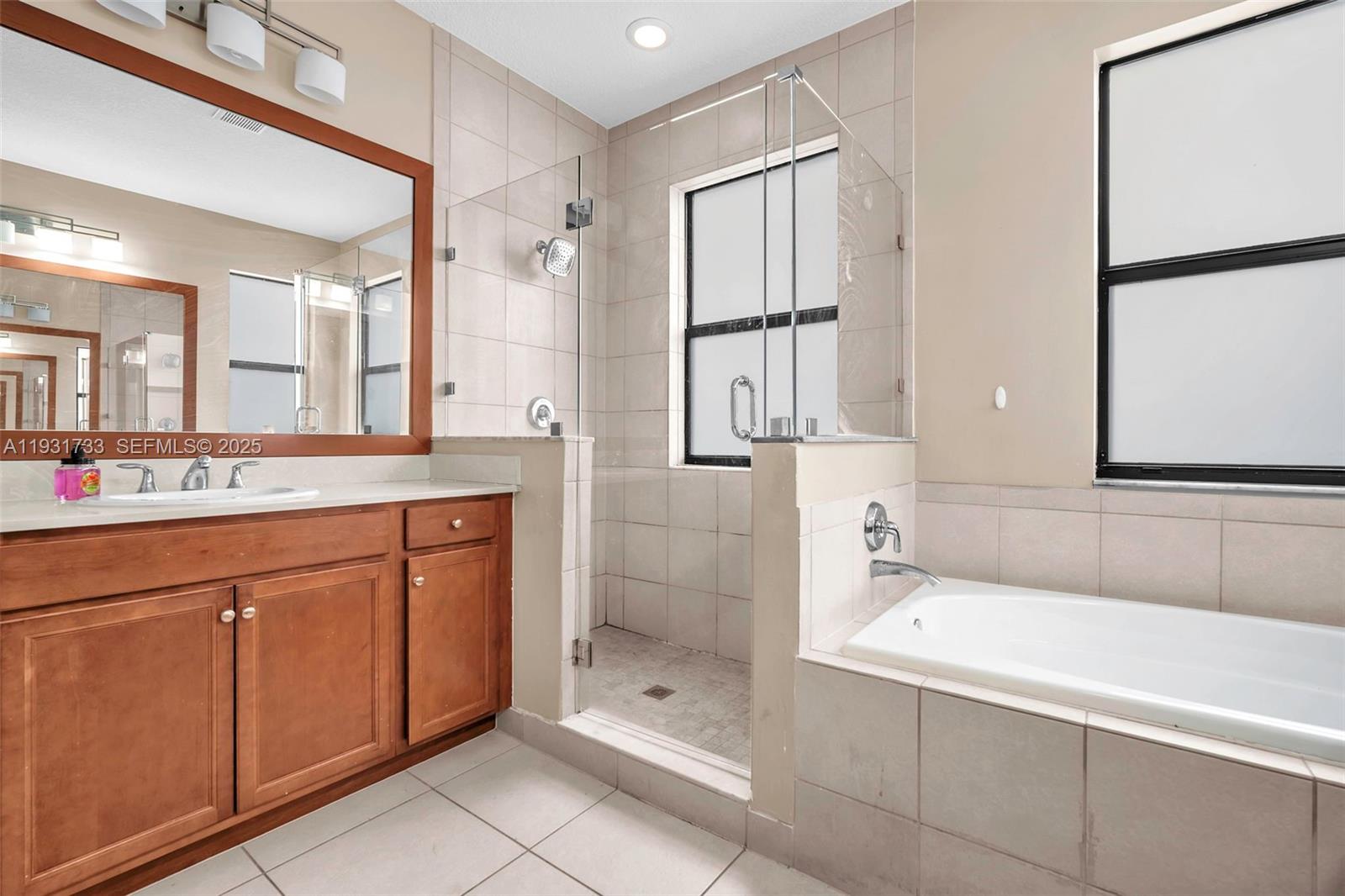 9712 West 34th Lane Hialeah, FL 33018 - Photo 19 of 30