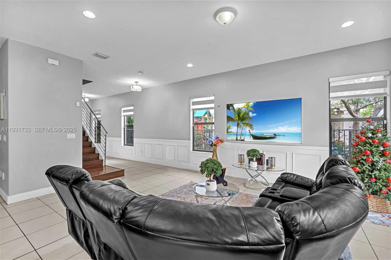 9712 West 34th Lane Hialeah, FL 33018 - Photo 6 of 30