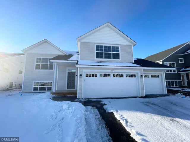 $469,900 | 19918 English Avenue North, Forest Lake, MN 55025