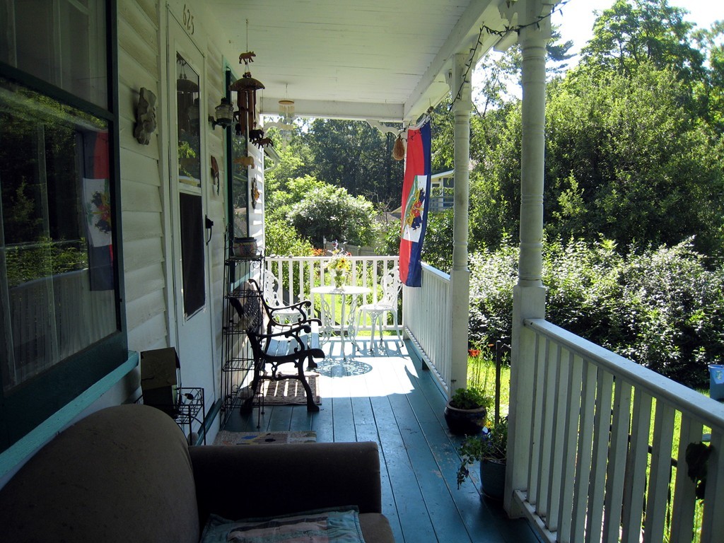 625 Spring Street Northampton, MA 01053 - Photo 3 of 30 Gallery Image 3