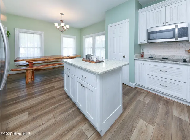 $699,000 | 106 Sound Shore Drive, Currituck, NC 27929