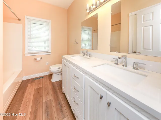 $699,000 | 106 Sound Shore Drive, Currituck, NC 27929