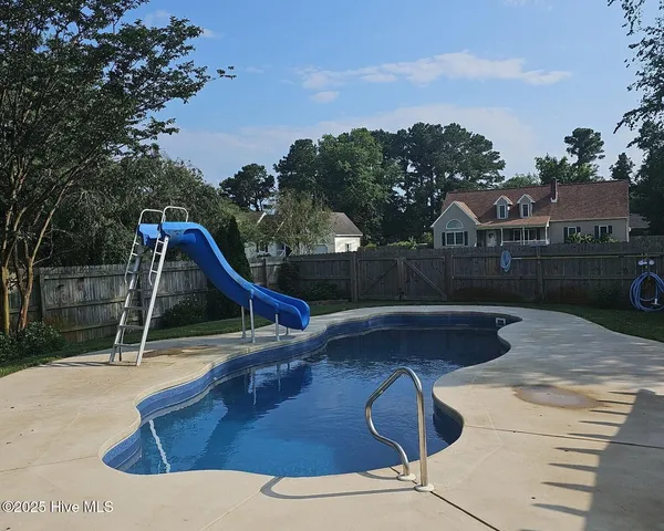 $699,000 | 106 Sound Shore Drive, Currituck, NC 27929