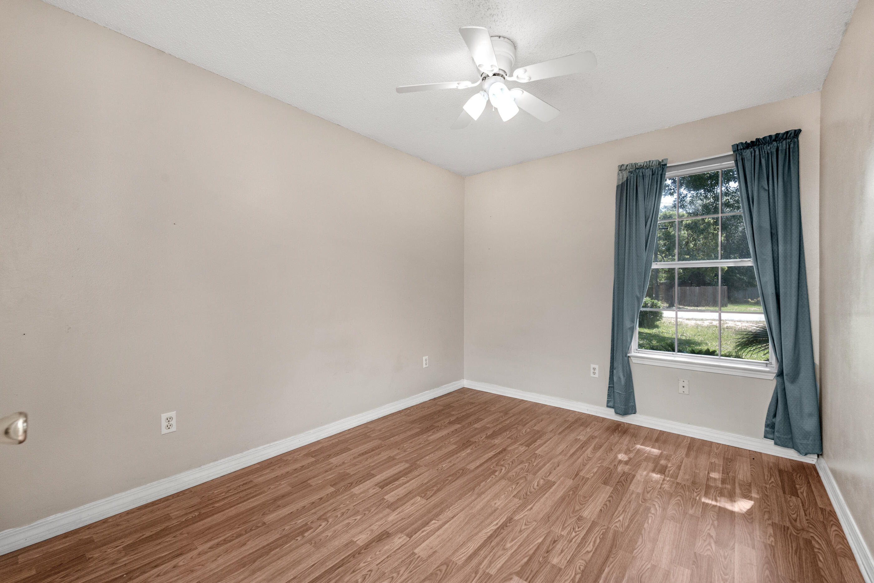 2555 Lincoln Road Navarre, FL 32566 - Photo 21 of 39 Lincoln-4-3