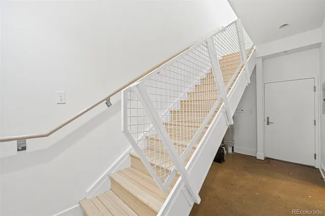 $3,095 | 2400 Champa Street, Unit 4, Denver, CO 80205