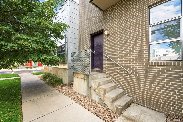 $3,095 | 2400 Champa Street, Unit 4, Denver, CO 80205