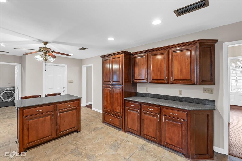 10814 Ferry Lake Road Oil City, LA 71061 - Photo 18 of 39