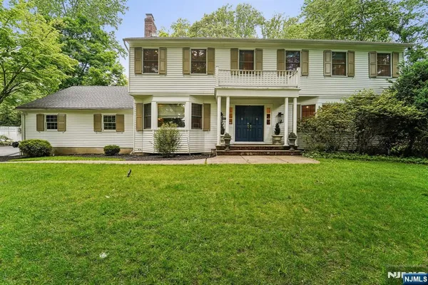 $8,000 | 105 Deerhorn Court, Upper Saddle River, NJ 07458