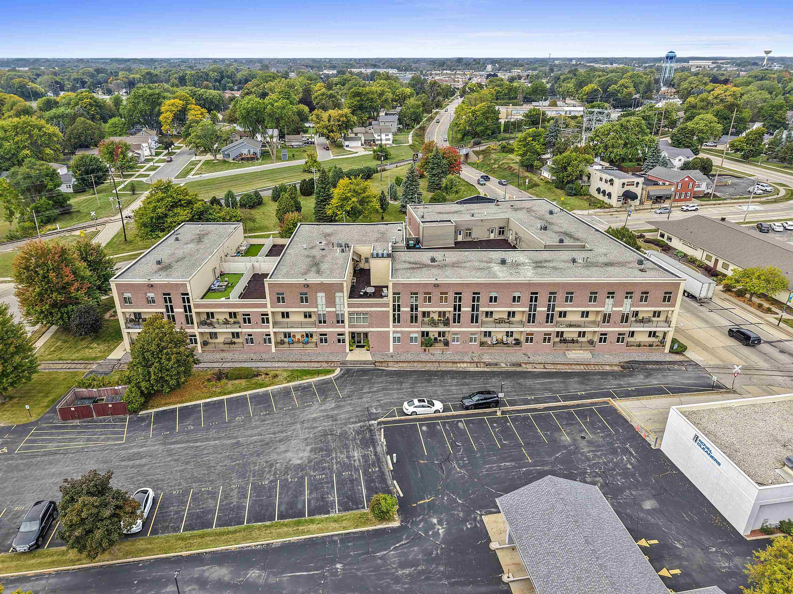 555 Main Avenue, Unit 104 De Pere, WI 54115 - Photo 3 of 69