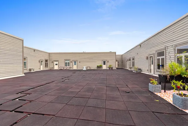 $319,900 | 555 Main Avenue, Unit 104, De Pere, WI 54115