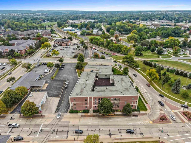 $319,900 | 555 Main Avenue, Unit 104, De Pere, WI 54115