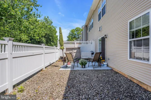 $625,000 | 272 Colt Street, Pennington, NJ 08534