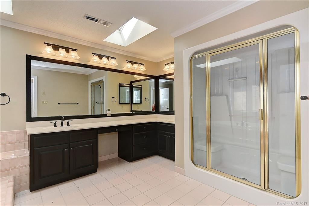 2925 Potter Road Waxhaw, NC 28173 - Photo 10 of 24 Gallery Image 10