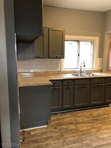 1612 Coventry Road Cleveland, OH 44118 - Photo 8 of 20 Gallery Image 8