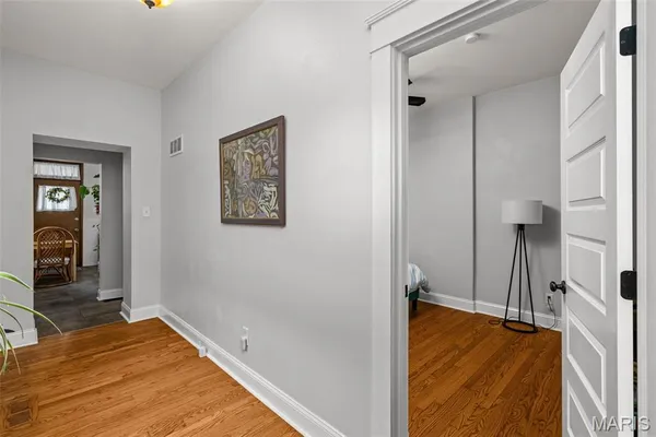 $260,000 | 5252 Botanical Avenue, St. Louis, MO 63110