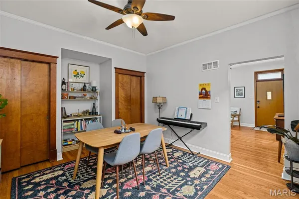 $260,000 | 5252 Botanical Avenue, St. Louis, MO 63110