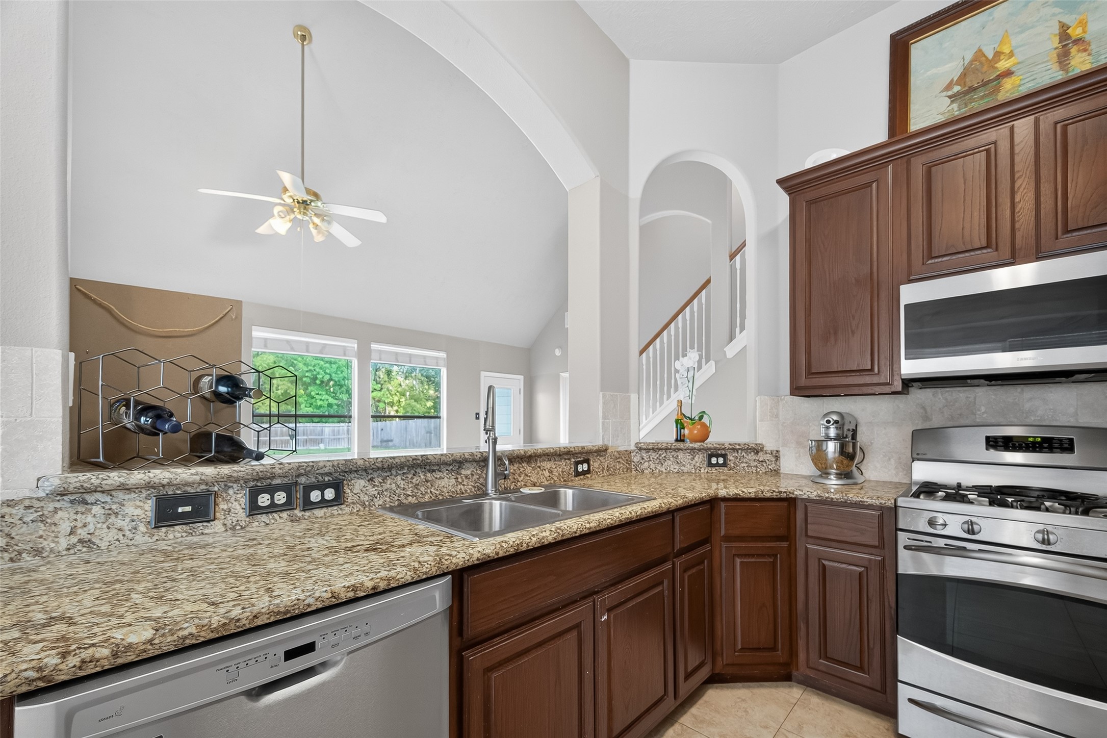 19207 Pinewood Mist Lane Humble, TX 77346 - Photo 9 of 29